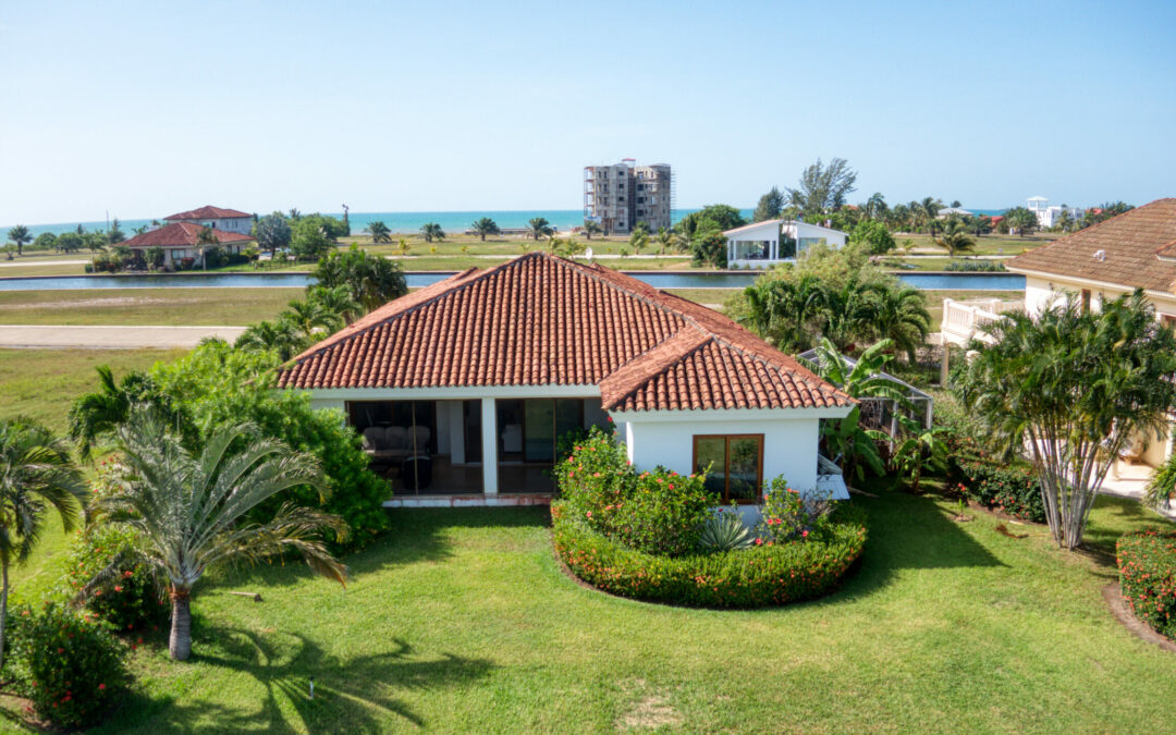 Placencia Residences Waterfront Home